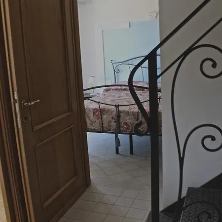 Casa Della Cornice