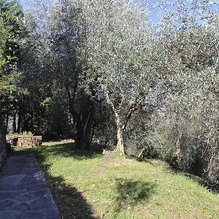 Casa Della Cornice